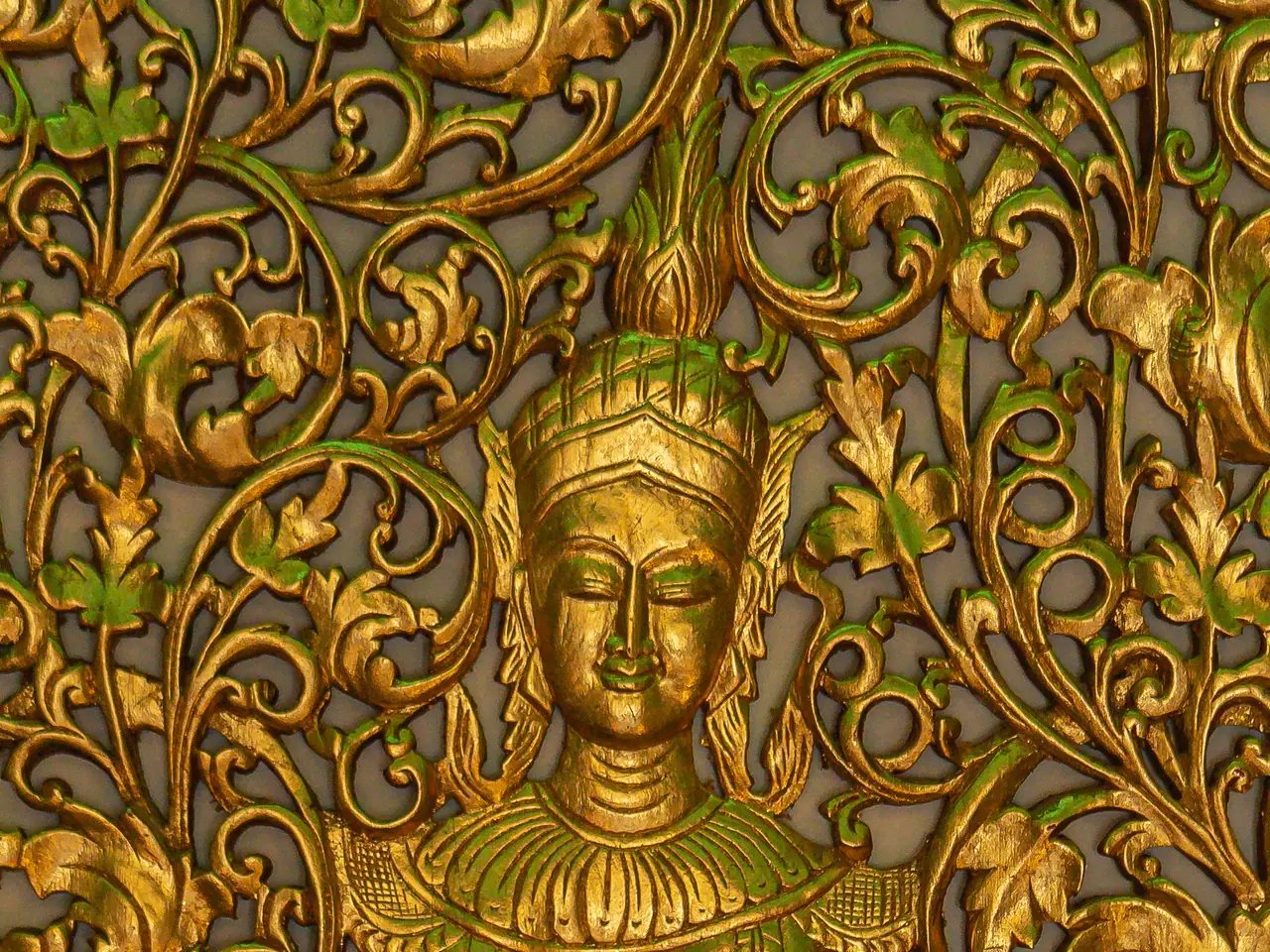 Traditional Thai decorative carving inside the Marrakech branch